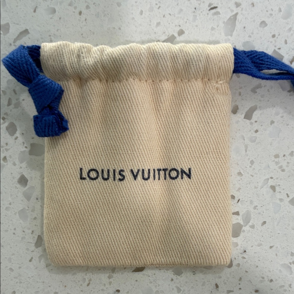 Louis Vuitton Gold Padlock with Keys - Picture 3 of 3